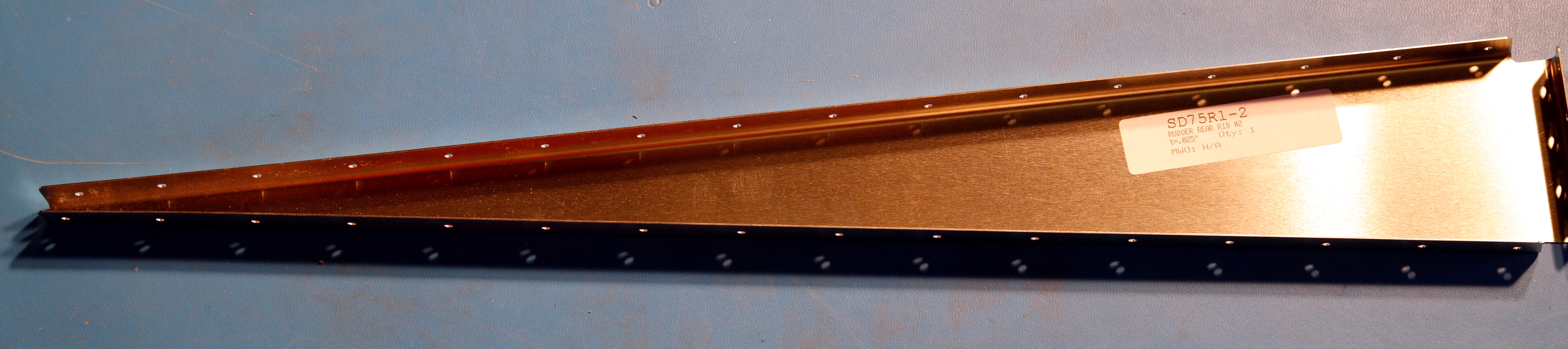 _images/SD75R1-2-rudder-rear-rib-2.jpg