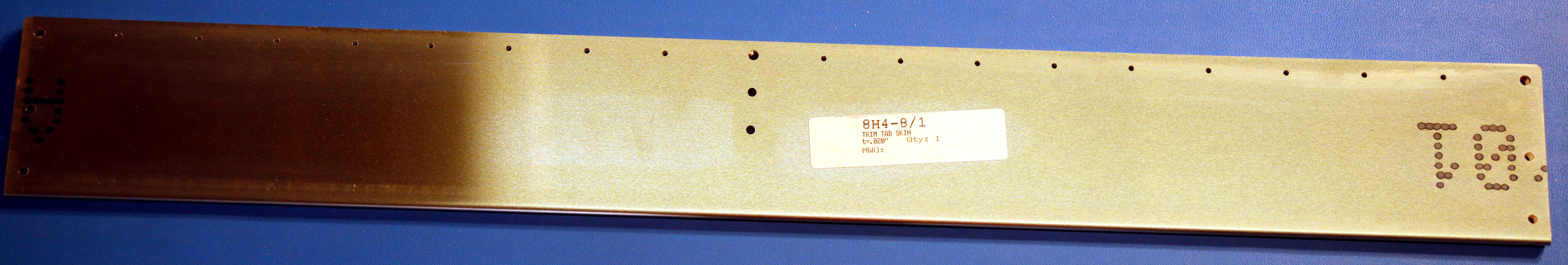 _images/tail_kit_trim_tab_skin.jpg