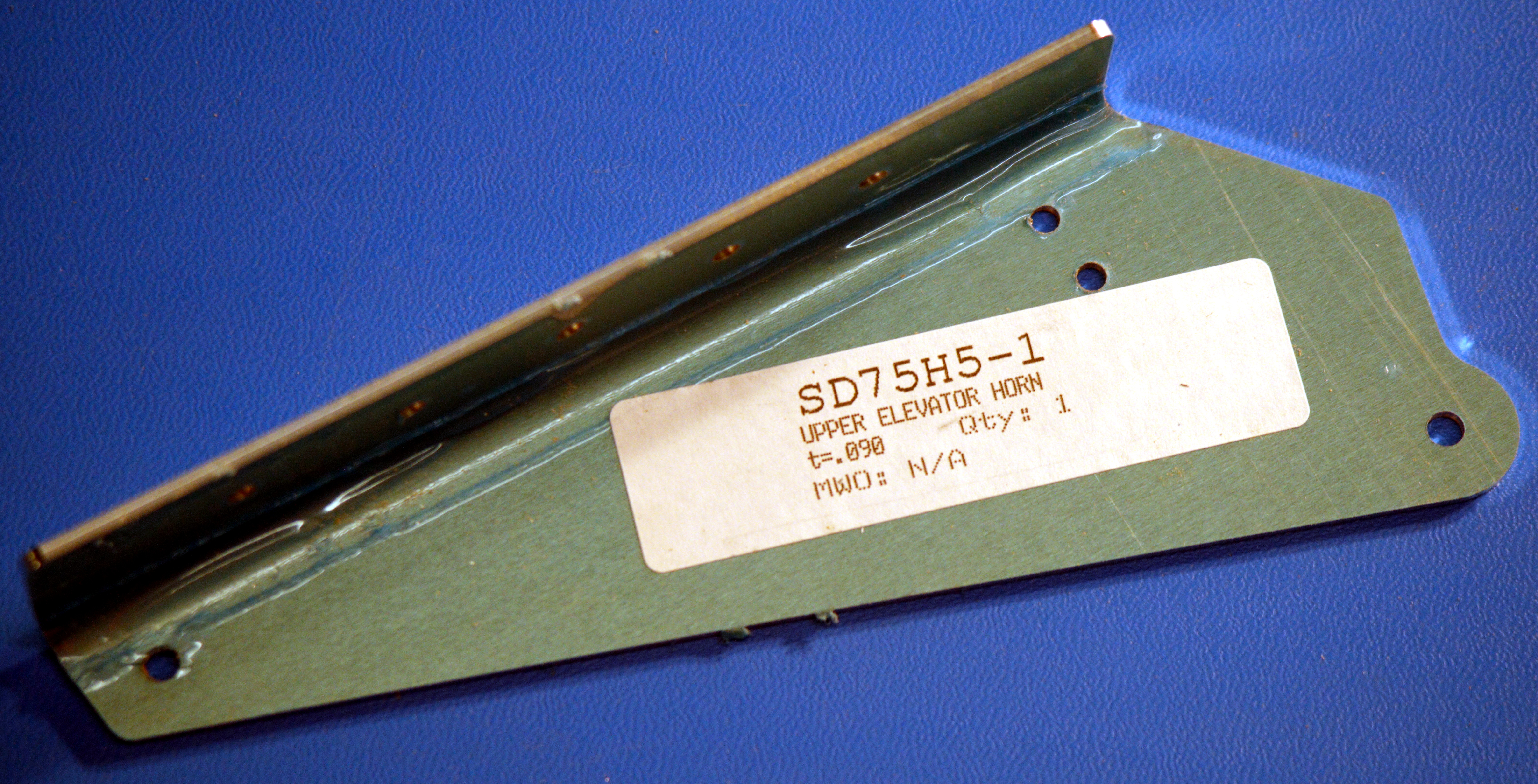 _images/tail_kit_upper_elevator_horn.jpg