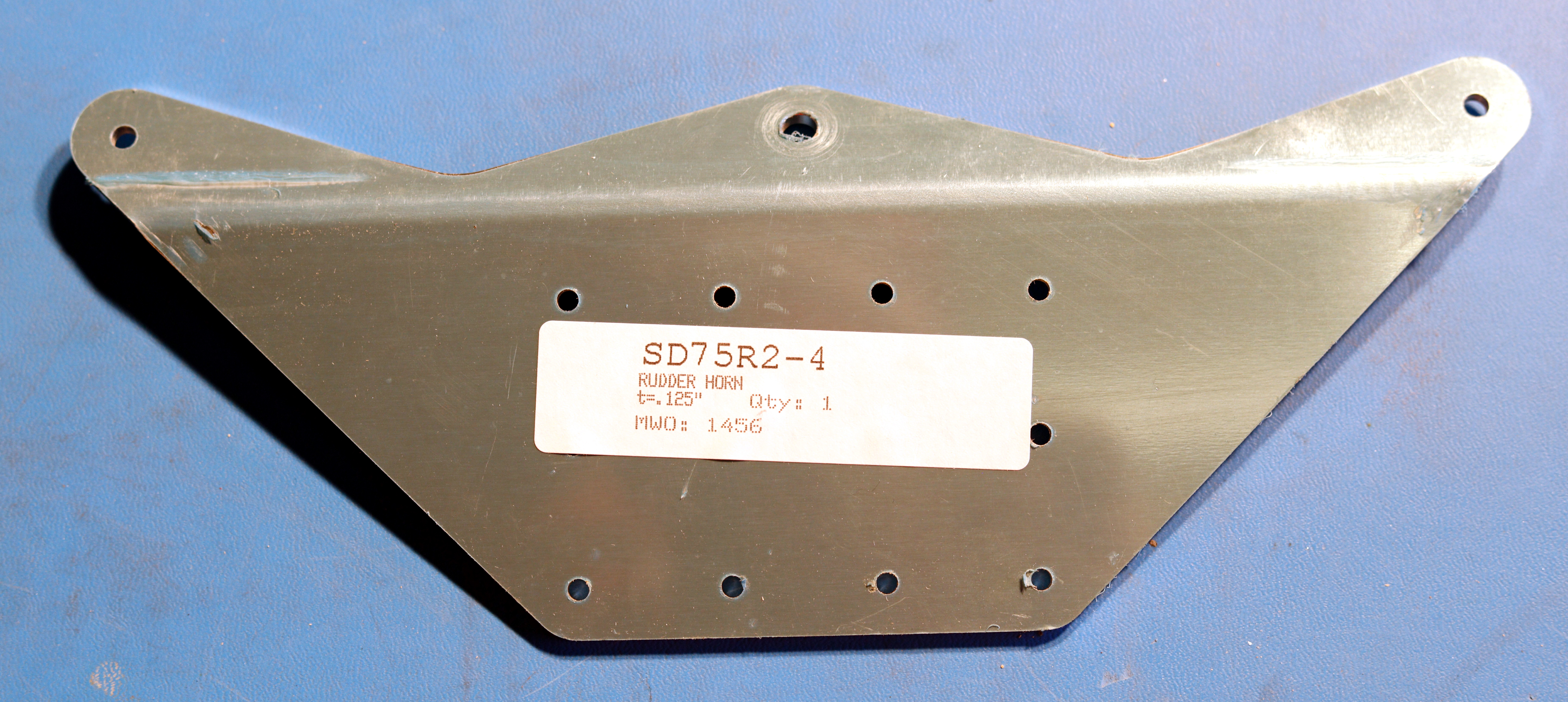 _images/SD75R2-4-rudder-horn.jpg