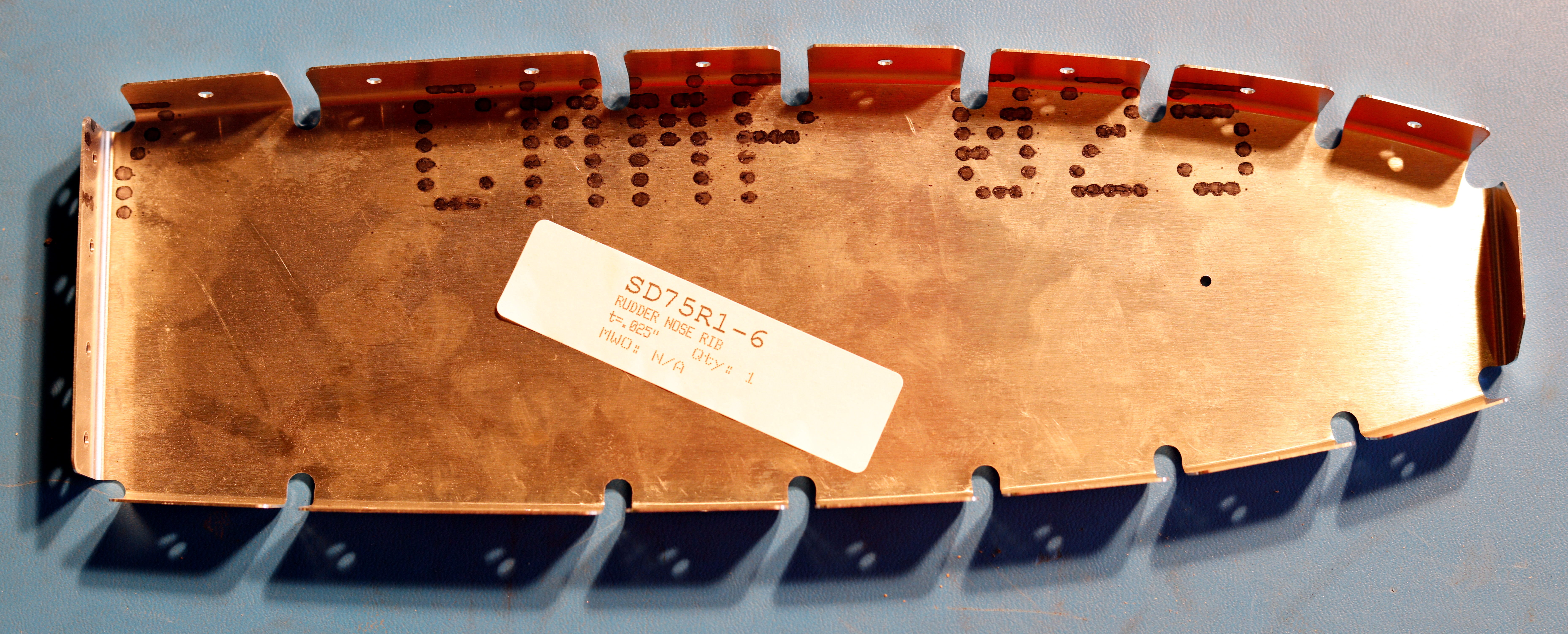 _images/SD75R1-6-rudder-nose-rib.jpg